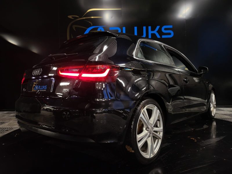 AUDI A3 2.0 TDI 150cv S-LINE / MODES DE CONDUITE+GPS+AIDE AU PARKING/