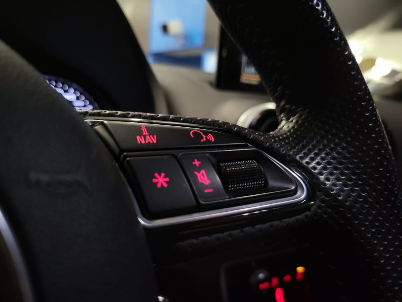 AUDI A3 2.0 TDI 150cv S-LINE / MODES DE CONDUITE+GPS+AIDE AU PARKING/