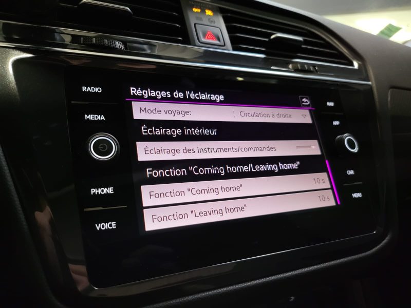 VOLKSWAGEN TIGUAN ALLSPACE 2.0 TDi DSG7 150cv R-LINE / TOIT OUVRANT / CARPLAY / LUMIERE D'AMBIANCE 