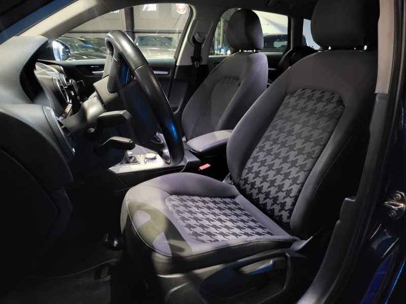 1.2 TFSI 110 cv AMBITION / RADAR AR / REGULATEUR / GPS