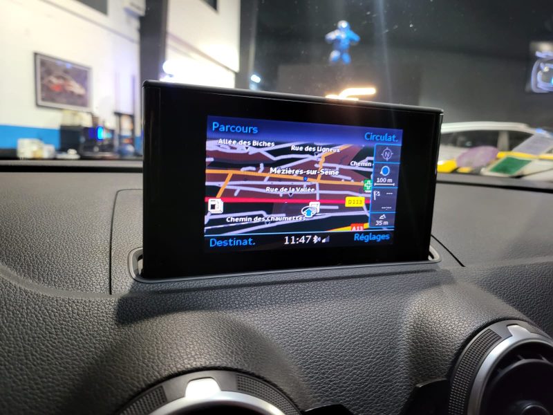 1.2 TFSI 110 cv AMBITION / RADAR AR / REGULATEUR / GPS