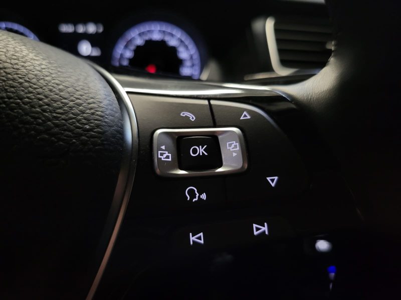 VOLKSWAGEN GOLF VII 2.0 TDI DSG7 150cv CARAT EXCLUSIVE /SIEGE CHAUFFANT/MASSANT+AIDE AU PARKING +GPS