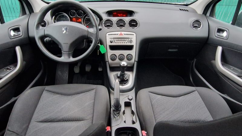 PEUGEOT 308 I 2010