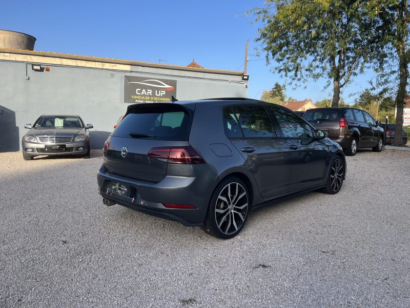 VOLKSWAGEN GOLF VII 2017
