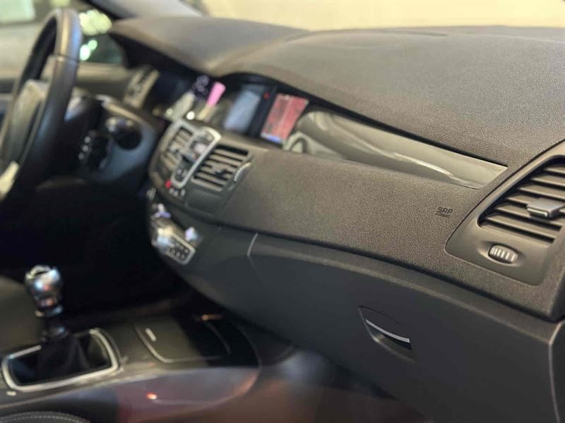 RENAULT LAGUNA III 2009