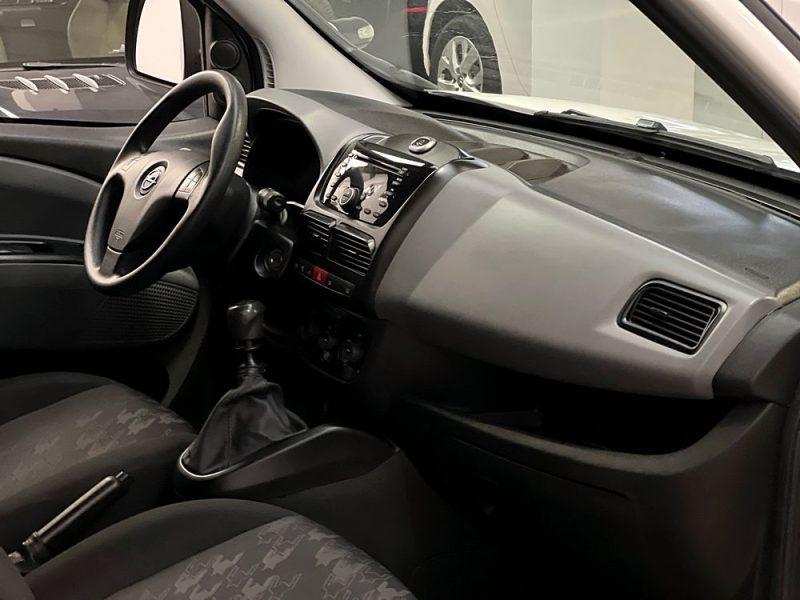 OPEL COMBO 1.4 95CH 7PL