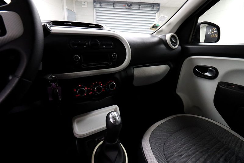 RENAULT TWINGO III 2016