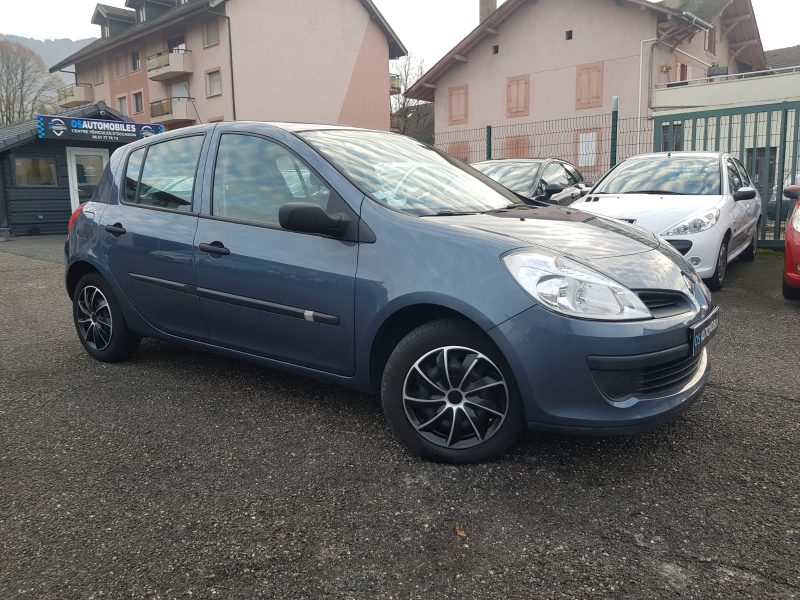 RENAULT CLIO III 1.2i 75CV DYNAMIQUE