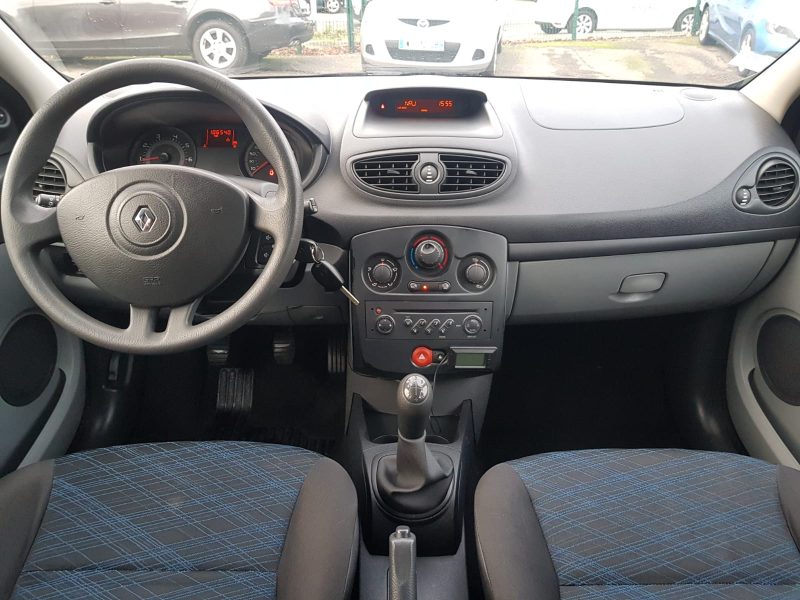 RENAULT CLIO III 1.2i 75CV DYNAMIQUE