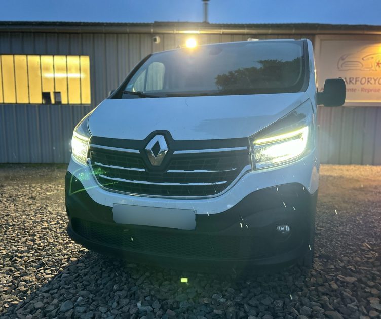 RENAULT TRAFIC III Camionnette 2020