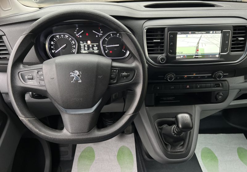PEUGEOT EXPERT III 1.6 BLUE HDI 115 Cv MOYEN / 3 PLACES GPS CARPLAY & ANDROID - GARANTIE 6 MOIS