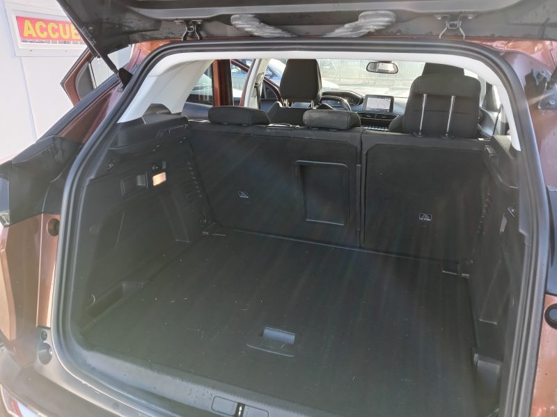 PEUGEOT 3008 SUV 2018