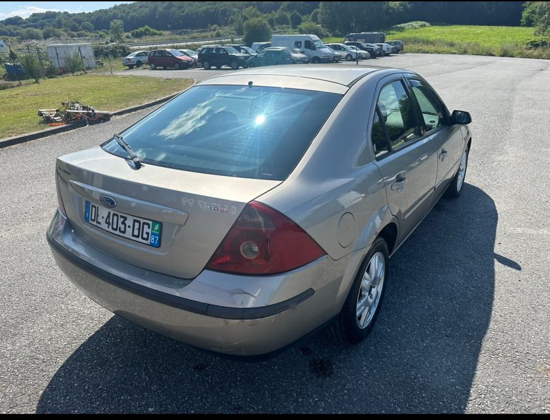 FORD MONDEO 2003