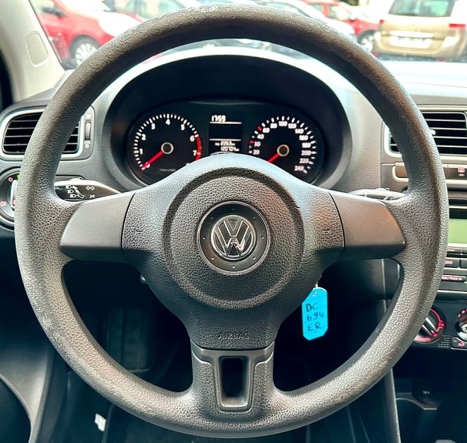 VOLKSWAGEN POLO V 2014