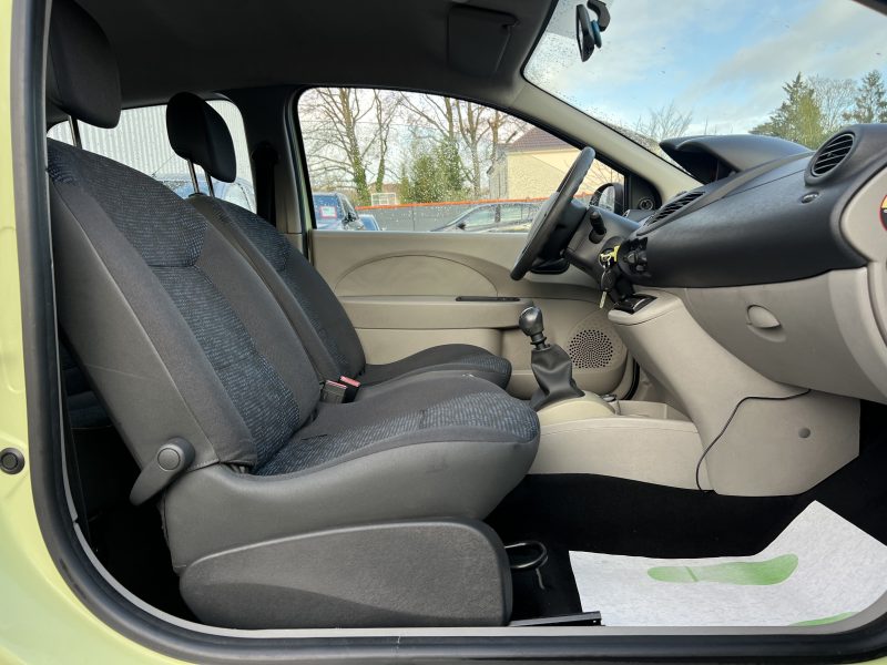 RENAULT TWINGO II 1.2 75 Cv PREMIERE MAIN / KIT BLUETOOTH - GARANTIE 1 AN
