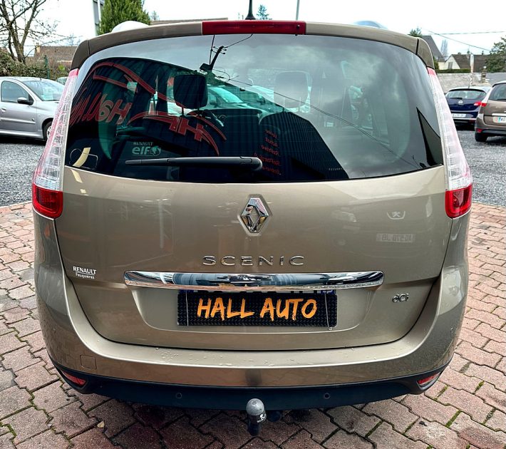 RENAULT SCÉNIC III 2015