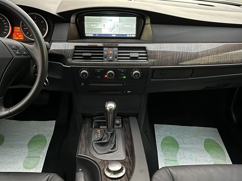 BMW SERIE 5 E 60 530 D 3.0 6CYLINDRES 218 BVA 38 800 KMS CUIR TOIT OUVRANT ORIGINE FRANCE