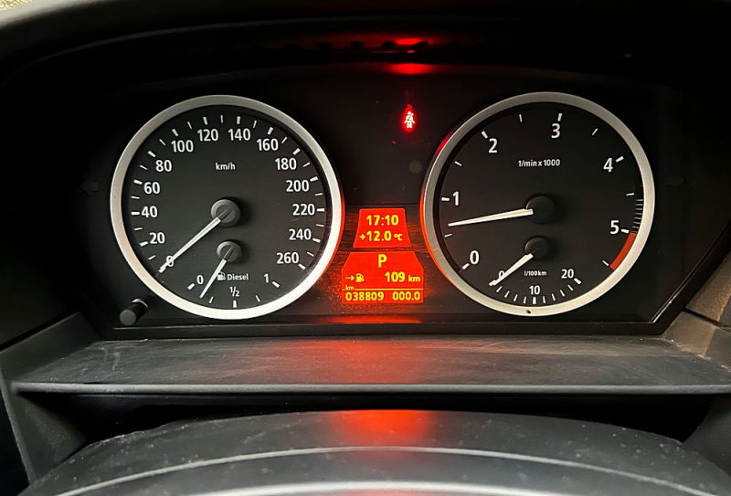 BMW SERIE 5 E 60 530 D 3.0 6CYLINDRES 218 BVA 38 800 KMS CUIR TOIT OUVRANT ORIGINE FRANCE