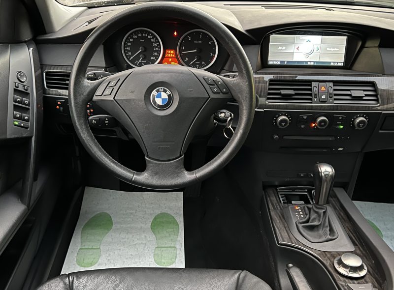 BMW SERIE 5 E 60 530 D 3.0 6CYLINDRES 218 BVA 38 800 KMS CUIR TOIT OUVRANT ORIGINE FRANCE