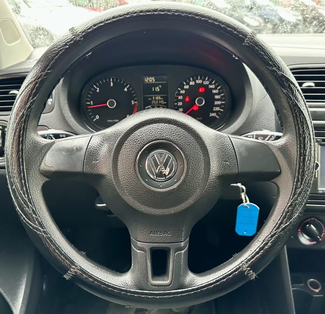 VOLKSWAGEN POLO 2009