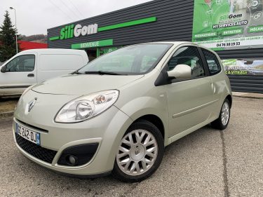 RENAULT TWINGO II 2008
