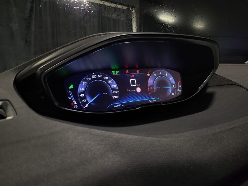 PEUGEOT 5008 1.2 PURETECH 130 CV ALLURE BUSINESS / CAMERA / CARPLAY / ANGLE MORT
