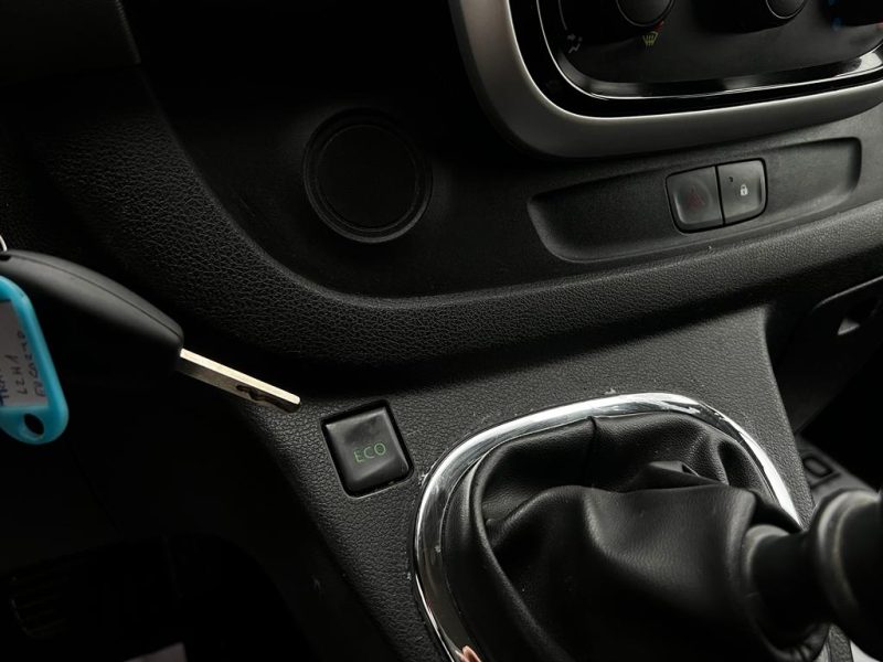 RENAULT TRAFIC III 2018