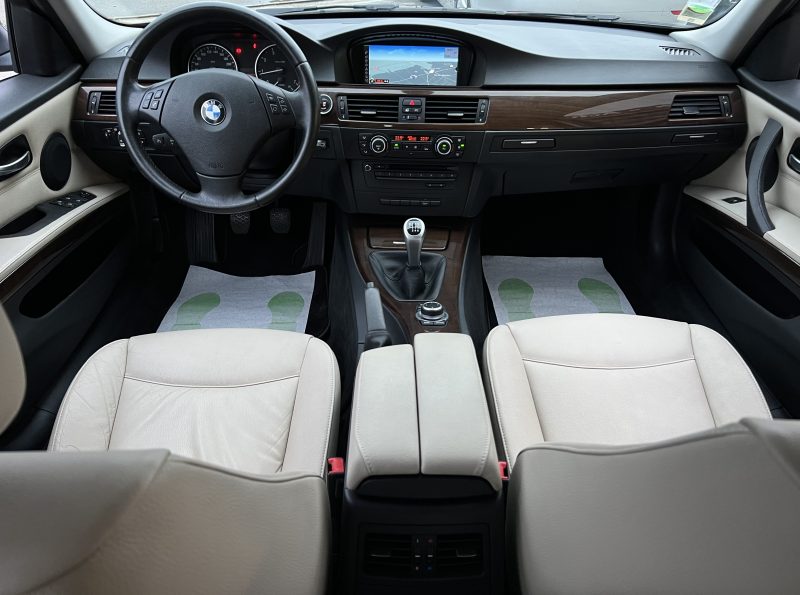 BMW SERIE 3 E90 PHASE 2 LCI 318i 2.0 143 Cv 1ERE MAIN FRANCAISE 53 800 KMS GPS CUIR - GARANTIE 1 AN