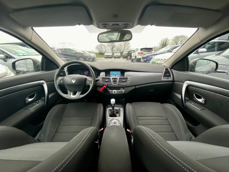 RENAULT LAGUNA COUPE 2.0 DCI 150 FAP BLACK EDITION EURO 5