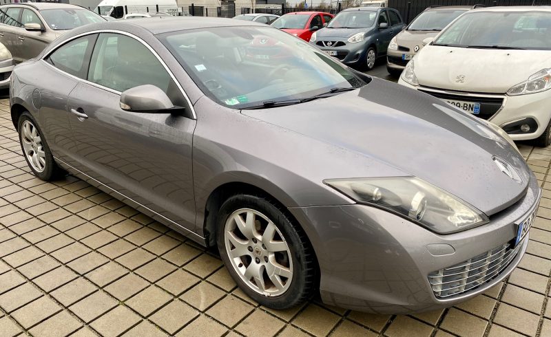 RENAULT LAGUNA COUPE 2.0 DCI 150 FAP BLACK EDITION EURO 5