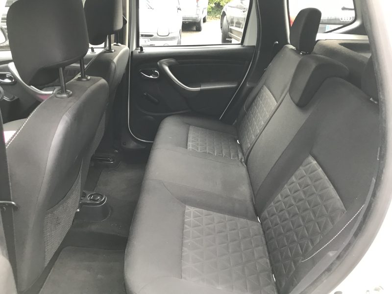 DUSTER 1ph2 - 1.5 dci FAP 109cv LAURÉATE - GARANTIE 6 MOIS