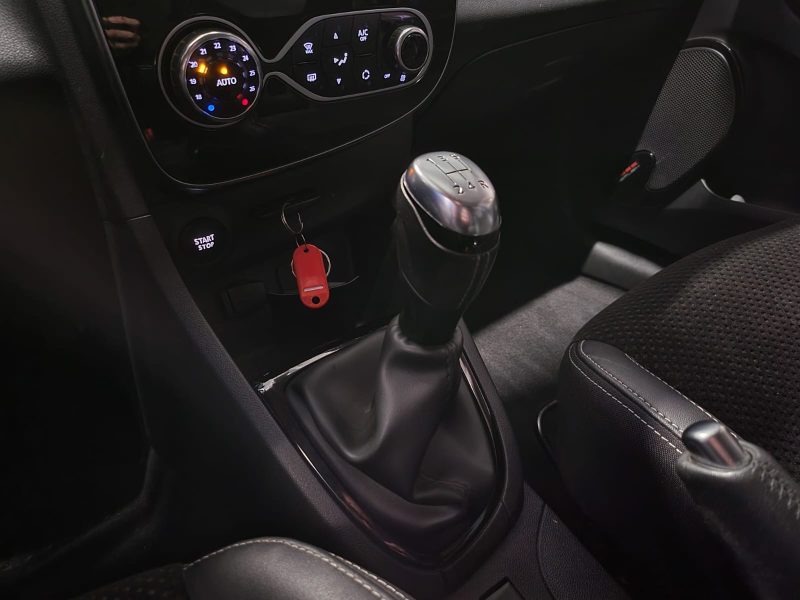 RENAULT CLIO IV 0.9 TCe 90cv INTENS / SUIVI RENAULT / FULL LED