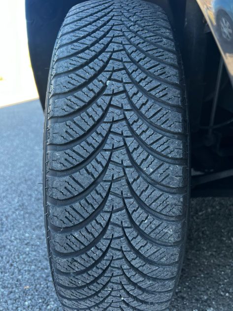 RENAULT CLIO 1.2 75 Authentique 