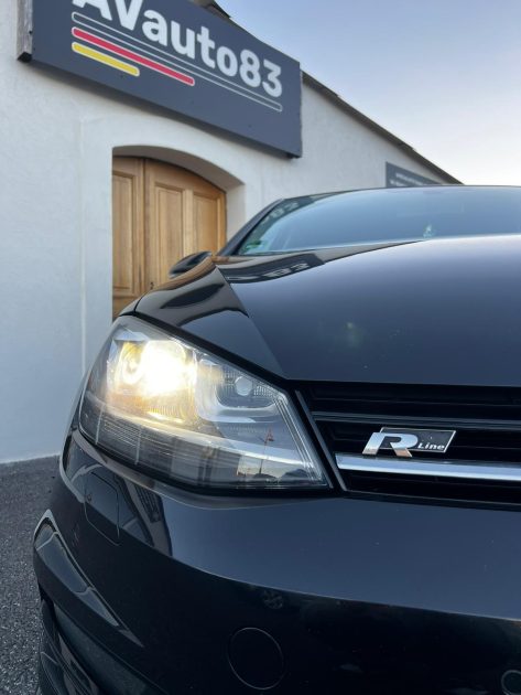 VOLKSWAGEN GOLF  2014