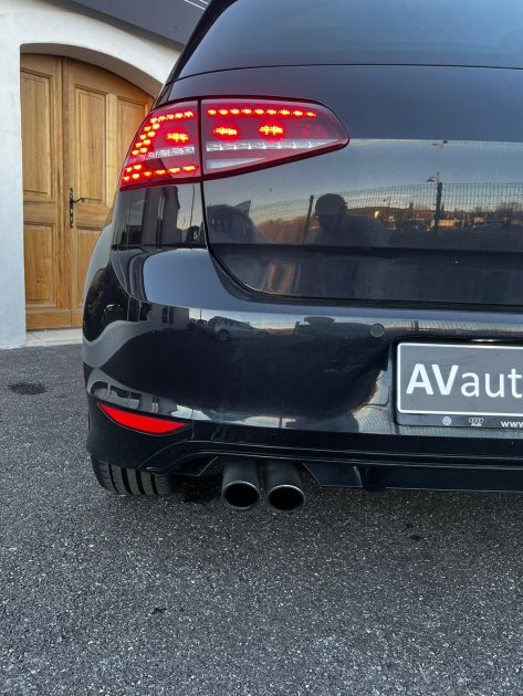 VOLKSWAGEN GOLF  2014