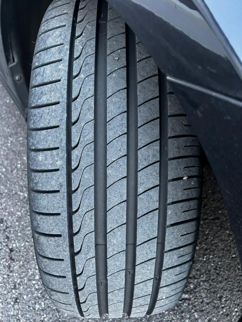 VOLKSWAGEN GOLF  2014