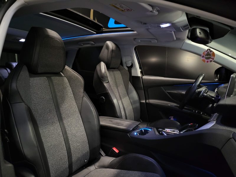 PEUGEOT 3008  1.5 BLUE HDI 130 GT LINE EAT TOIT OUVRANT / VIRTUAL COCKPIT / APPLE CARPLAY