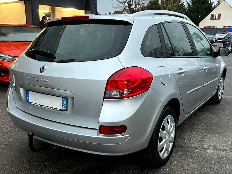 RENAULT CLIO III PHASE 2 ESTATE 1.5 DCI 70 Cv - GARANTIE 1 AN
