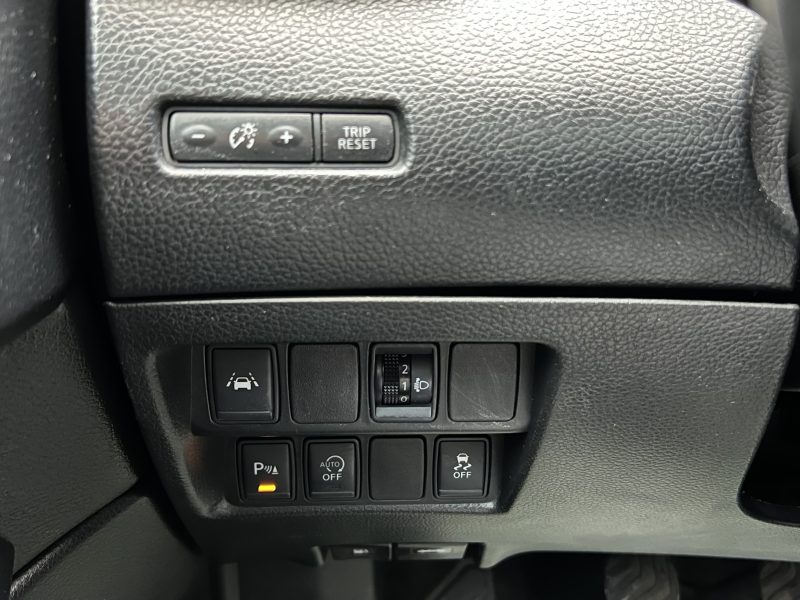 NISSAN QASHQAI II CONNECT EDITION 1.5 DCI 110 Cv GPS CAMERA 360 TOIT PANORAMIQUE - GARANTIE 1 AN