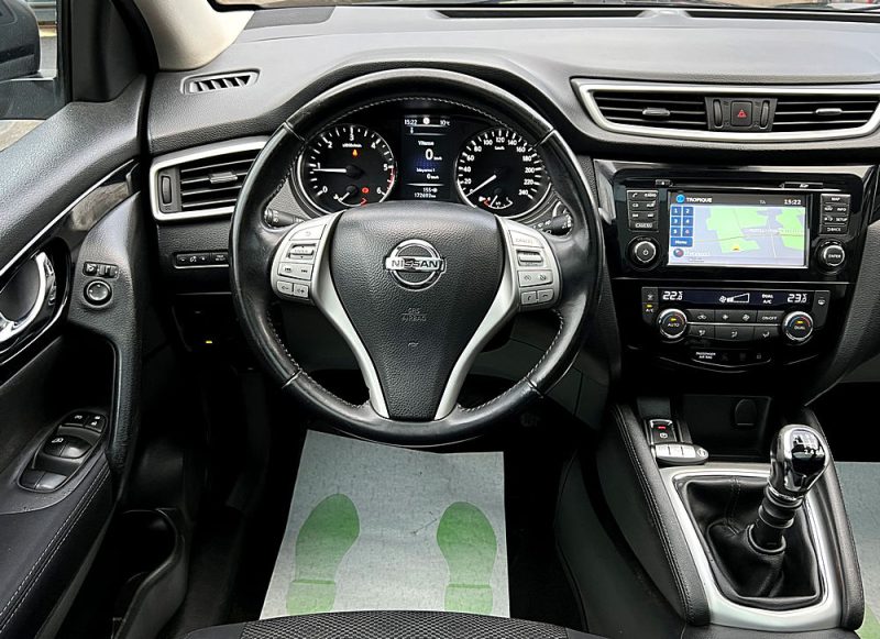 NISSAN QASHQAI II CONNECT EDITION 1.5 DCI 110 Cv GPS CAMERA 360 TOIT PANORAMIQUE - GARANTIE 1 AN