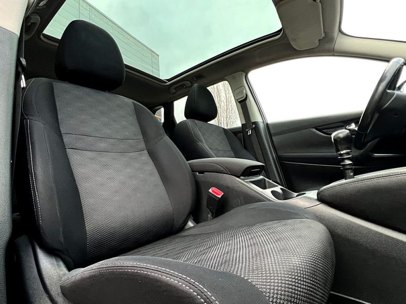 NISSAN QASHQAI II CONNECT EDITION 1.5 DCI 110 Cv GPS CAMERA 360 TOIT PANORAMIQUE - GARANTIE 1 AN