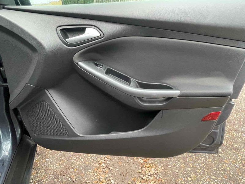 FORD FOCUS III 2011 1.6 TDCi 115cv