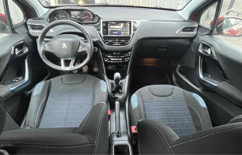 PEUGEOT 208 I 2013