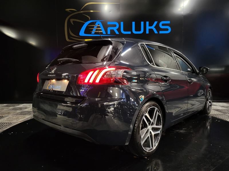 PEUGEOT 308 II 1.2 THP 130cv ALLURE / APPLE CARPLAY / ANGLES MORT / FULL ENTRETIEN PEUGEOT