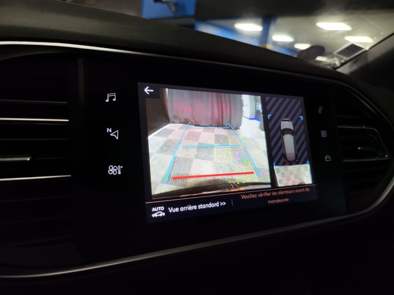 PEUGEOT 308 II 1.2 THP 130cv ALLURE / APPLE CARPLAY / ANGLES MORT / FULL ENTRETIEN PEUGEOT