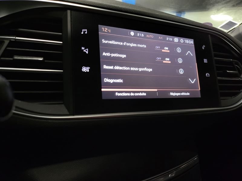 PEUGEOT 308 II 1.2 THP 130cv ALLURE / APPLE CARPLAY / ANGLES MORT / FULL ENTRETIEN PEUGEOT