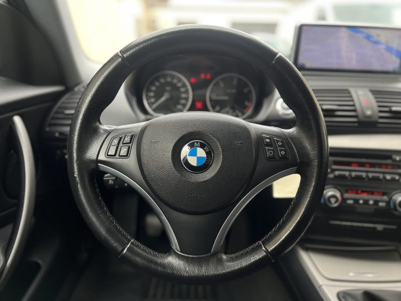 BMW SERIE 1 118 D SPORT 143 / PAYEZ 4X !
