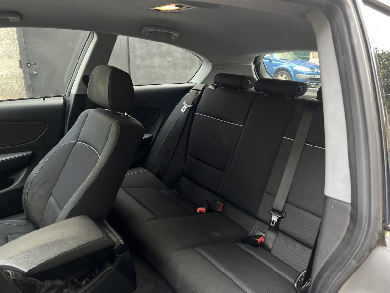 BMW SERIE 1 118 D SPORT 143 / PAYEZ 4X !