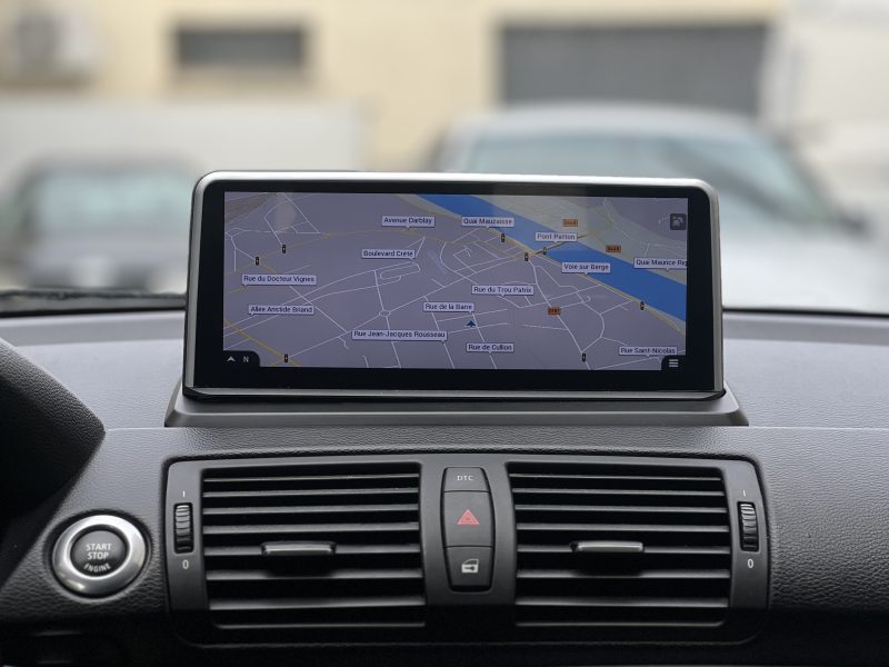 BMW SERIE 1 118 D SPORT 143 / PAYEZ 4X !