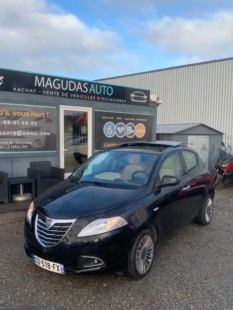 LANCIA YPSILON CD-518-FX